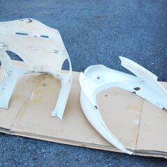 アドレスｖ１２５ｓ　CF4MA カウルセット　補修ベースの画像