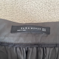 ZARA スカートの画像
