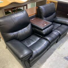 3人掛電動リクライニングソファ｜USB端子・テーブル付の画像