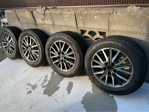 今が買い時❣️ヴォクシー冬タイヤ.ホイール4本セット