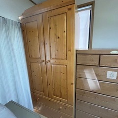 洋服ダンス
の画像