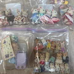 シルバニアファミリー　大きな家　人形30体　ワゴン
の画像