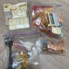 シルバニアファミリー　大きな家　人形30体　ワゴン
の画像