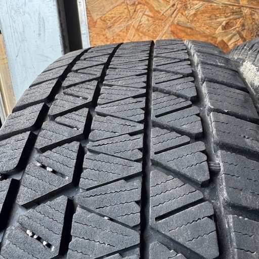 BRIDGESTONE ブリヂストン　ブリジストン　DM-V3 225/60R18 スタッドレス　タイヤ　2020年〜2024年製　1