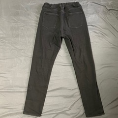 UNIQLO ズボン　150の画像