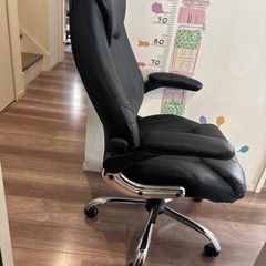 ITIS レザーチェアの画像