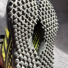 アディダス　サッカートレーニングシューズの画像