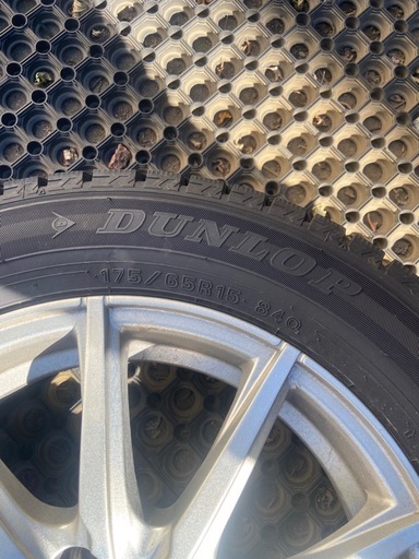 スタッドレスタイヤ＋ホイール4本セット 175/65R15（ダンロップ WINTER MAXX）