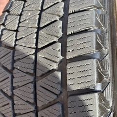 【12/27まで20%オフ】プラド　スタッドレスタイヤ　　の画像