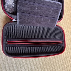 ニンテンドーswitch外に持ち運びハードケースの画像