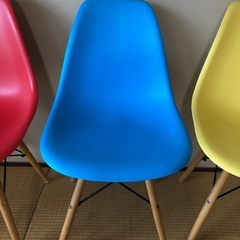 イームズチェア4脚セットの画像