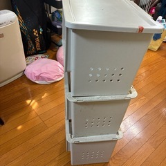 収納ボックスの画像