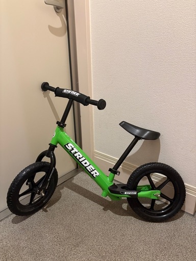 【極美品】ストライダー