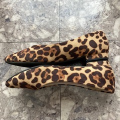 ヒョウ柄パンプス 23.5cmの画像