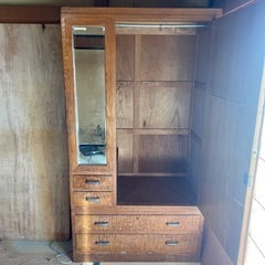 タンスの画像