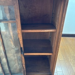 木製の棚の画像