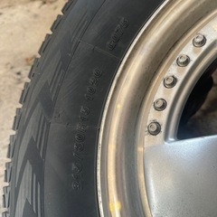 初代パジェロ使用★15インチ スタッドレス4本★送料込/引取-1万 215/80R15の画像