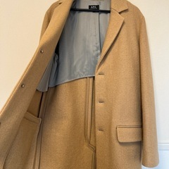 チェスターコートA.P.C.の画像