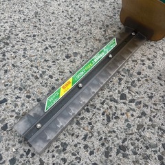 マキタ　300mm 生垣バリカン　MUH301 草刈機の画像