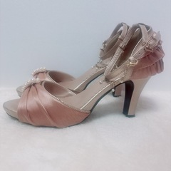 axes femme Mサイズ（23.0〜23.5㎝）パール装飾ハイヒールの画像