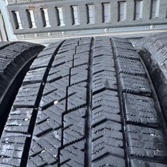 バリ山　BRIDGESTONE ブリヂストン　ブリジストン　VRX2 165/65R14 スタッドレス　タイヤ　2020年製　14インチの画像