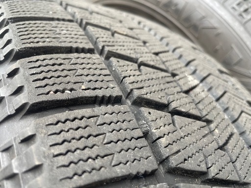 冬タイヤ215/60R16 VRX ENKEI製ホイール　スバルオプション　バリ山