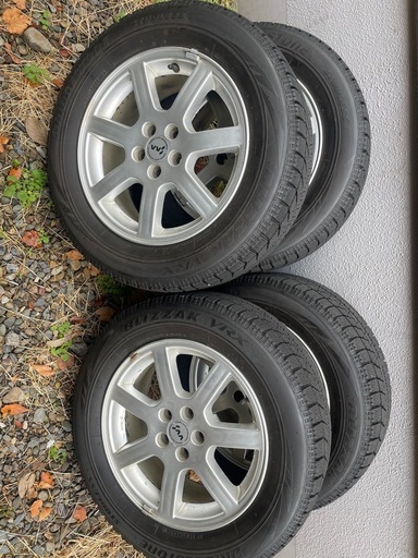 冬タイヤ215/60R16 VRX ENKEI製ホイール　スバルオプション　バリ山