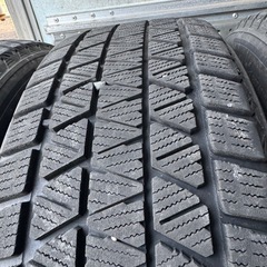 バリ山　BRIDGESTONE ブリヂストン　ブリジストン　DM-V3 235/60R18 スタッドレス　タイヤ　2020年製　18インチの画像