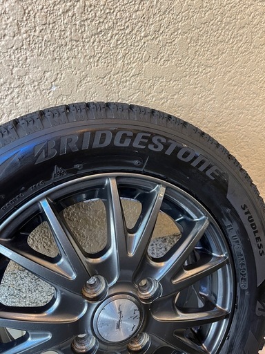 【2024年製 ほぼ新品
】ブリヂストン VRX2 155/65R13 軽自動車用スタッドレスタイヤ＆ホイールセット
