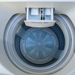 06★2025年製★ほぼ新品★アクア　洗濯機　7KG ガラス扉　一人暮らしの画像