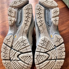 ニューバランス1960R ランニングシューズの画像