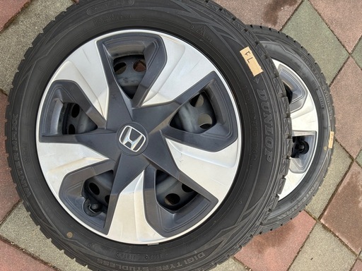 DUNLOP 185/60R15 84Q 冬タイヤ (恵) 苫小牧のタイヤ、ホイールの中古