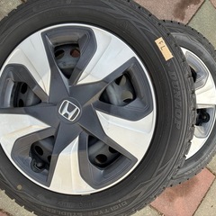 DUNLOP 185/60R15 84Q 冬タイヤの画像