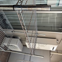 4段スチールラックの画像