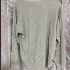 ユニクロ　　アイボリー　ワッフルシャツの画像