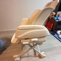 combiベビーチェアの画像