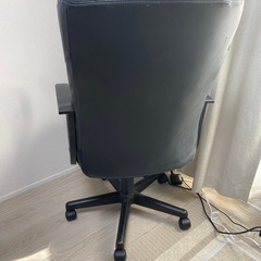 オフィスチェア　デスクチェア　イスの画像
