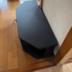 テレビボードの画像