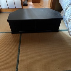 テレビボードの画像