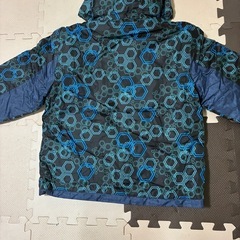新品　タグ付き　スキーウェア　140 
の画像