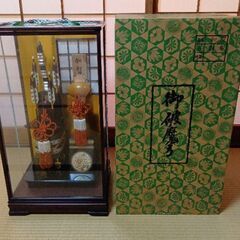 破魔矢　破魔弓　初正月飾り　ガラスケース　ディスプレイケース　五月人形の画像