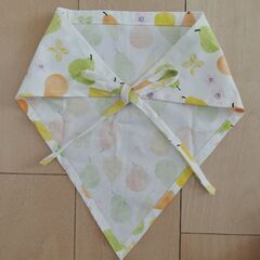 キッズ用  三角巾  ラ・フランス柄の画像