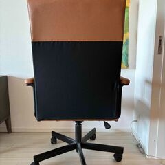 IKEAのホームオフィスチェアの画像