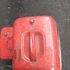 ガソリン携行缶の画像