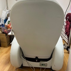 電動リクライニングネイルチェアの画像