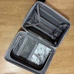 スーツケースの画像