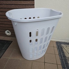 嘉手納基地内購入  ランドリーバスケット の画像