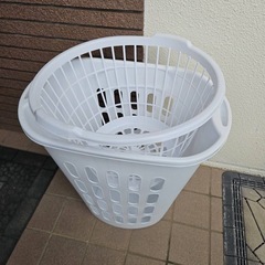 嘉手納基地内購入  ランドリーバスケット の画像