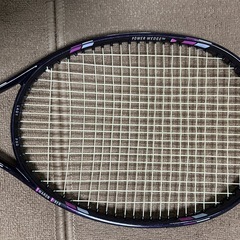 テニスラケットの画像