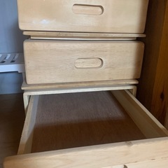 桐の引き出しの画像